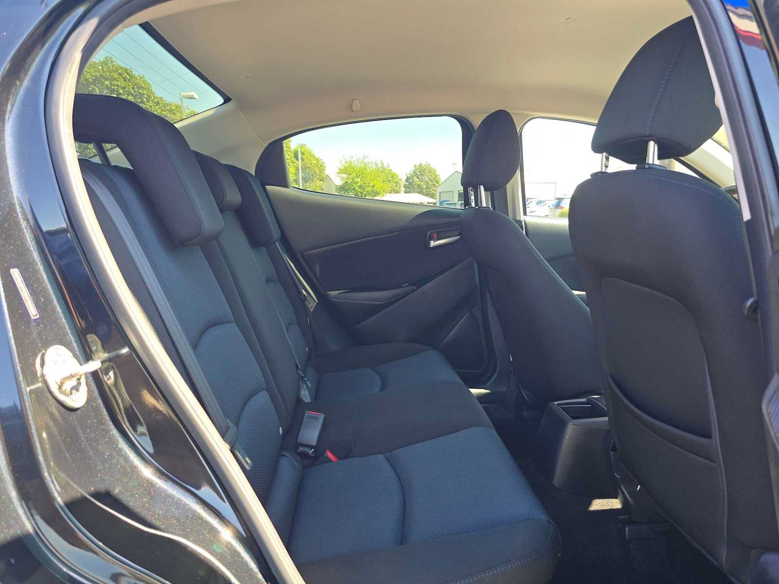 Used 2017 Toyota Yaris iA FWD image 12