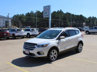 Used 2019 Ford Escape Titanium video 1