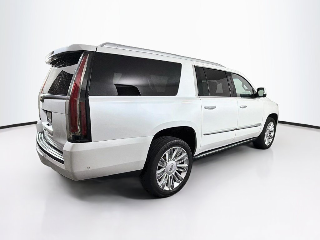 Used 2019 Cadillac Escalade ESV Platinum AWD/4WD image 7