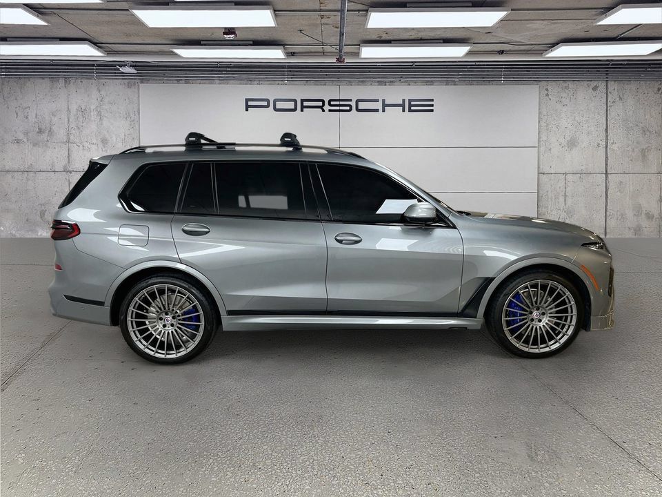Used 2023 BMW ALPINA XB7 AWD/4WD image 8