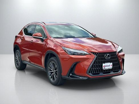 Used 2024 Lexus NX 250 FWD w/ Cold Area Package image 3