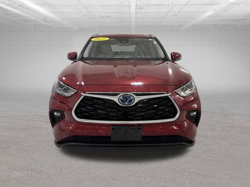 Used 2021 Toyota Highlander Limited image 2