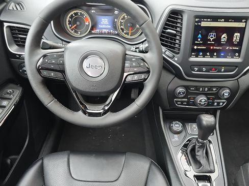 Used 2023 Jeep Cherokee Altitude Lux w/ Lux Elite Package image 14