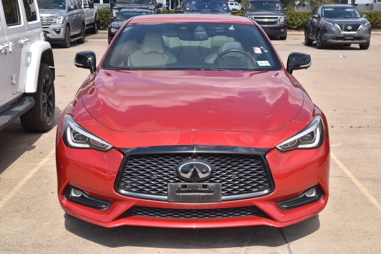 Used 2021 INFINITI Q60 Red Sport 400 w/ Proactive Package RWD image 3