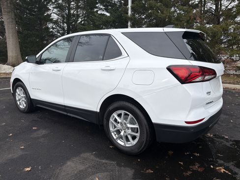 Used 2024 Chevrolet Equinox LT w/ LPO, Floor Liner Package image 8