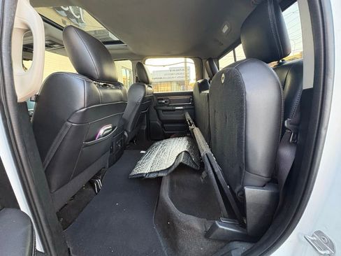 Used 2017 RAM 1500 Laramie image 13