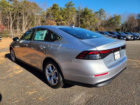 New 2025 Honda Accord LX image 4