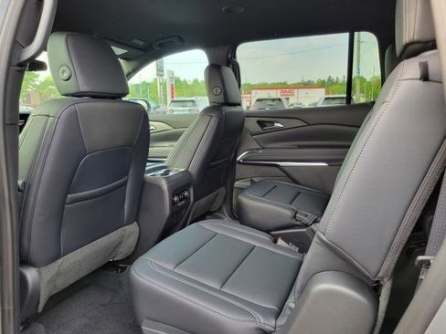 New 2026 Chevrolet Traverse LT AWD/4WD image 21