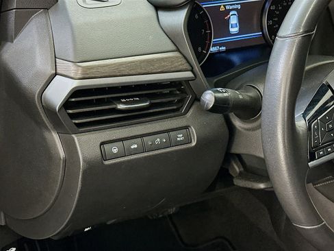 Used 2023 Nissan Altima 2.5 SV w/ SV Premium Package image 17