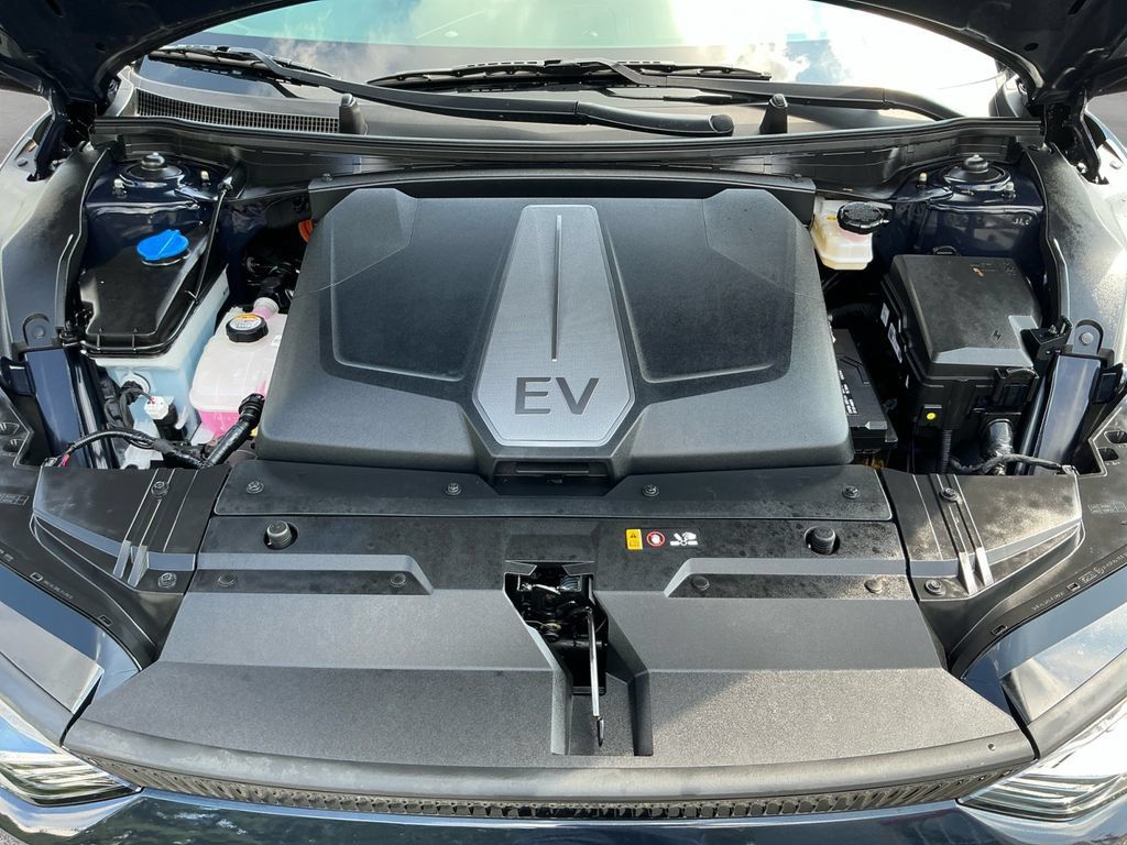 Used 2024 Kia EV6 Light AWD/4WD image 18