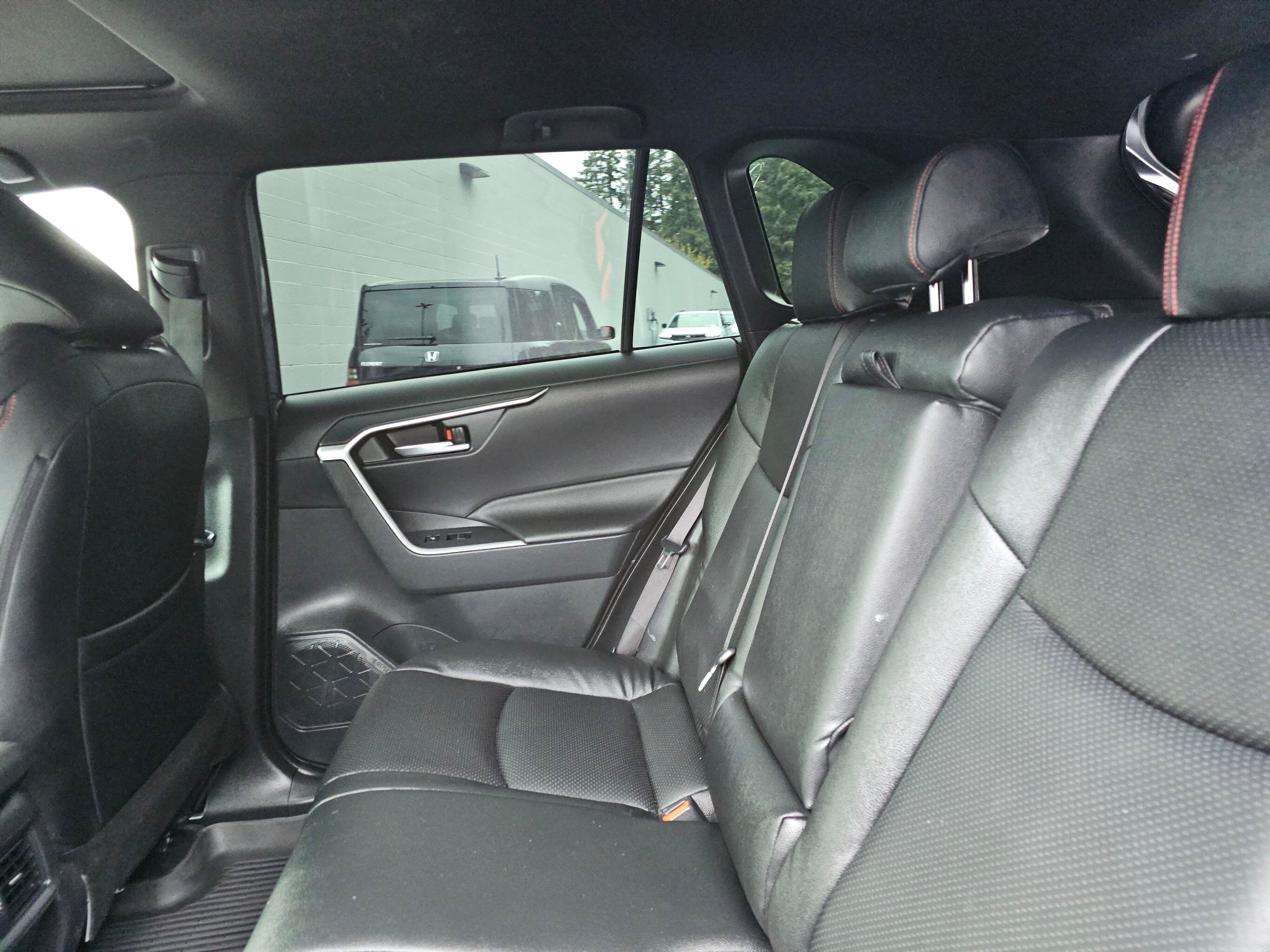 Used 2023 Toyota RAV4 SE w/ Weather & Moonroof Package AWD/4WD image 20