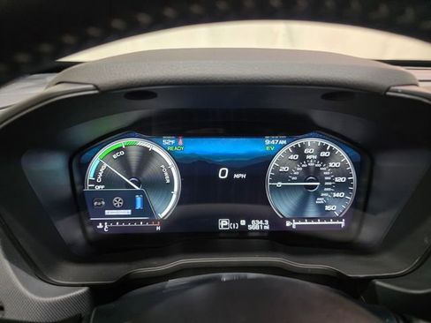 Certified 2025 Subaru Forester Limited w/ Popular Package image 17