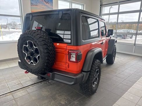 Used 2023 Jeep Wrangler Rubicon w/ Cold Weather Group AWD/4WD image 5