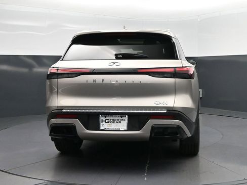 Used 2023 INFINITI QX60 Luxe w/ Cargo Package FWD image 6