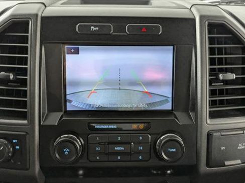 Used 2022 Ford F250 XL w/ Power Equipment Group image 28