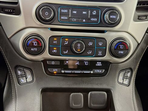 Used 2017 GMC Yukon SLT AWD/4WD image 16