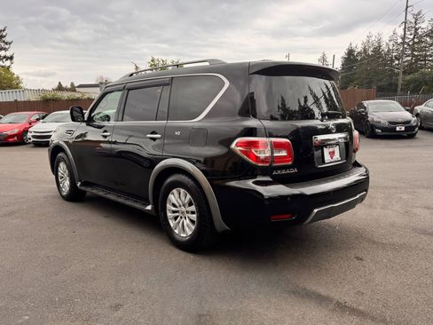 Used 2018 Nissan Armada SV w/ Driver Package RWD image 4