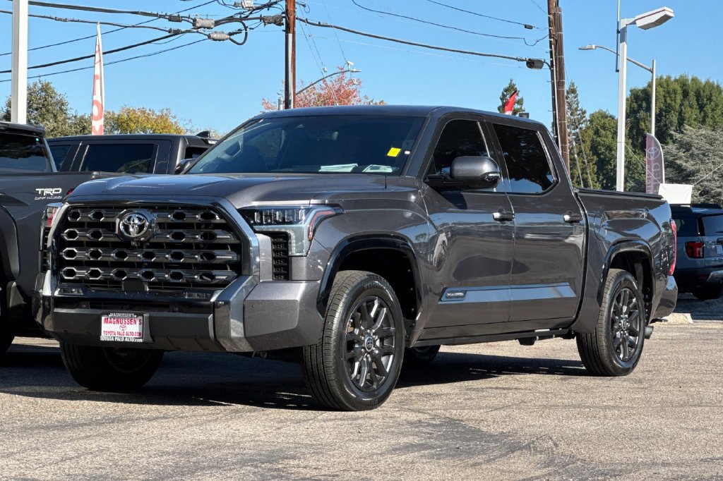 Used 2023 Toyota Tundra Platinum w/ Advanced Package AWD/4WD image 7