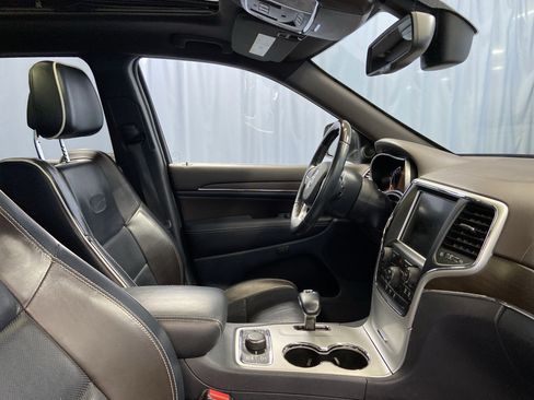 Used 2015 Jeep Grand Cherokee Overland image 45
