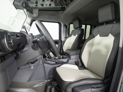 New 2025 INEOS Grenadier Fieldmaster Edition image 61