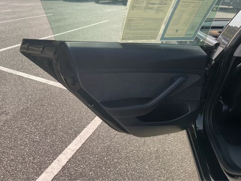 Used 2021 Tesla Model 3 Standard Range Plus RWD image 18