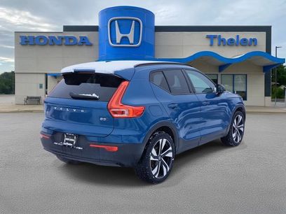 Used 2023 Volvo XC40 B5 Ultimate w/ Protection Package Premier