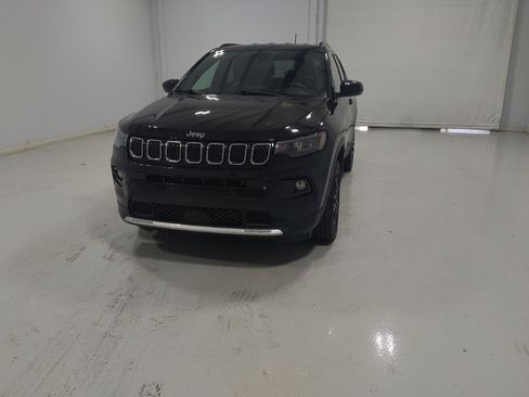 Used 2023 Jeep Compass Limited AWD/4WD image 15