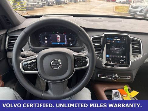 Certified 2024 Volvo XC90 B6 Ultimate image 24