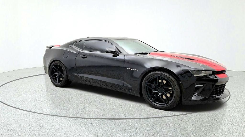 Used 2017 Chevrolet Camaro SS RWD image 3
