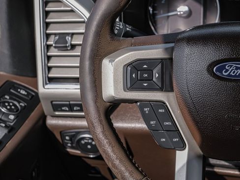 Used 2018 Ford F250 King Ranch w/ Chrome Package image 17