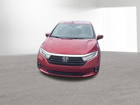 Used 2023 Honda Odyssey Touring image 3