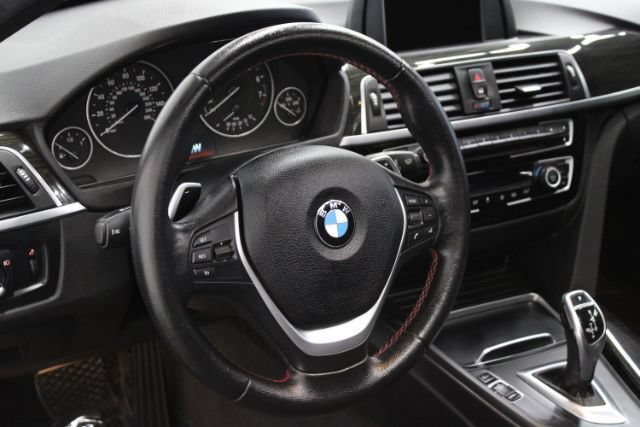 Used 2016 BMW 328i xDrive Wagon AWD/4WD image 12
