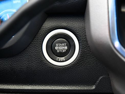 Used 2024 RAM 2500 Laramie w/ Safety Group AWD/4WD image 38