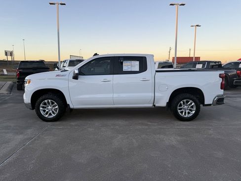 Used 2022 Chevrolet Silverado 1500 LT image 16