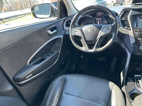 Used 2018 Hyundai Santa Fe Sport 2.0T w/ Cargo Package image 15