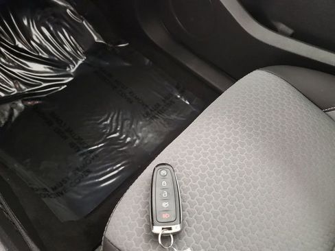 Used 2019 Ford Escape SE AWD/4WD image 18