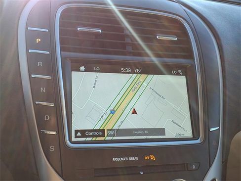 Used 2017 Lincoln MKX Select w/ Select Plus Package image 16