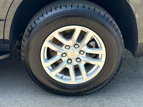 Used 2024 Chevrolet Tahoe LT RWD image 31