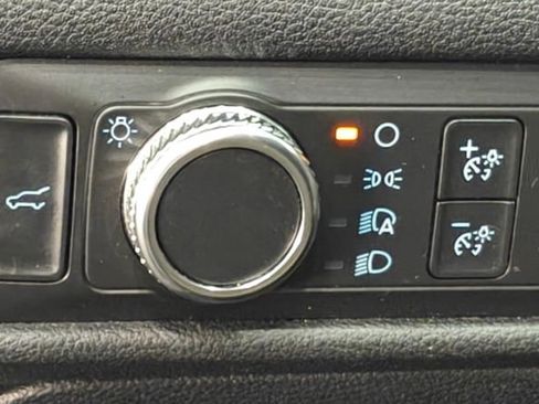 Used 2020 Ford Explorer Base image 40