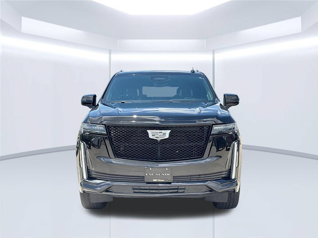 Used 2022 Cadillac Escalade Sport Platinum w/ LPO, ONYX Package AWD/4WD image 12