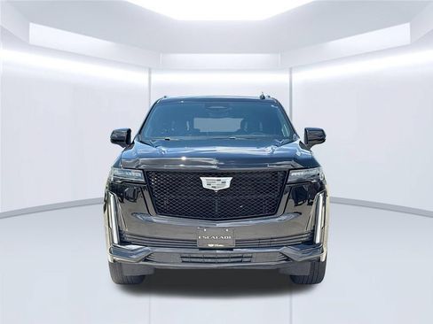 Used 2022 Cadillac Escalade Sport Platinum w/ LPO, ONYX Package AWD/4WD image 12