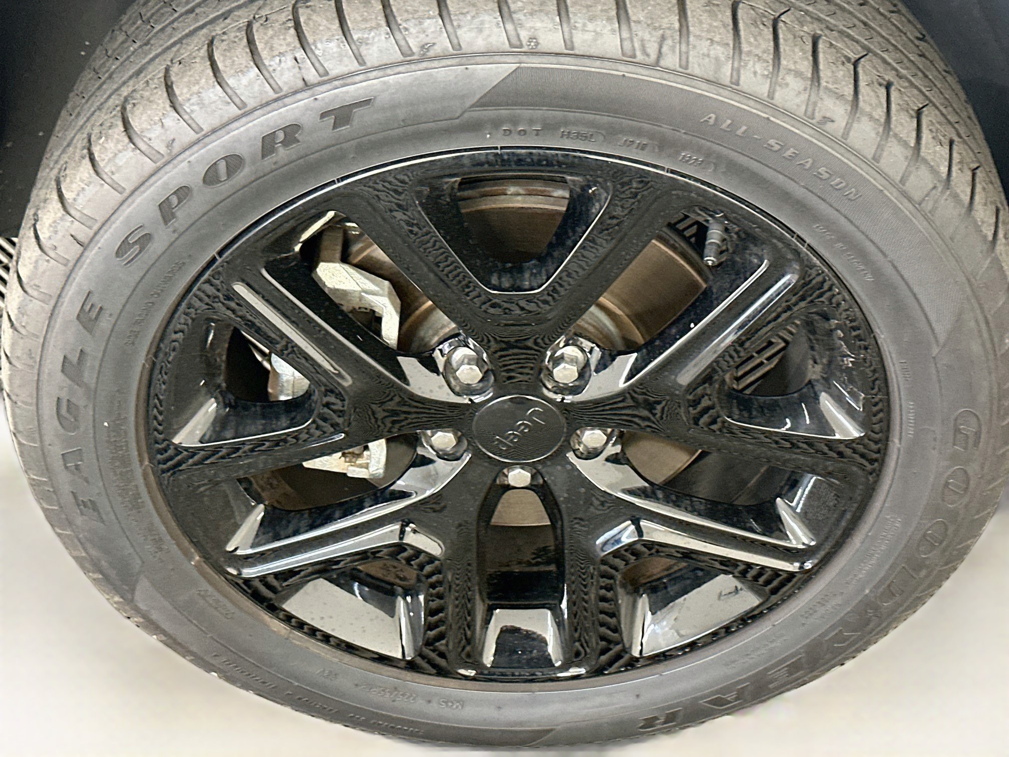 Used 2023 Jeep Renegade Altitude AWD/4WD image 35