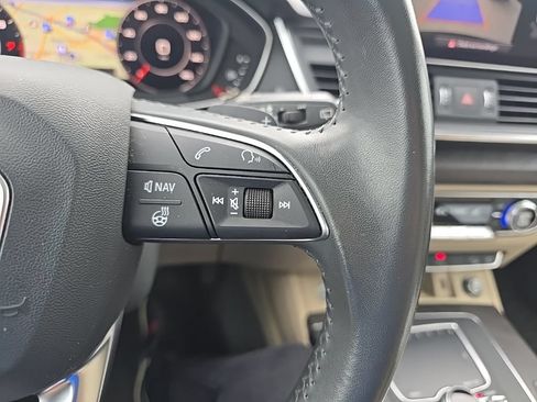 Used 2019 Audi Q5 2.0T Premium Plus w/ Premium Plus Package AWD/4WD image 19