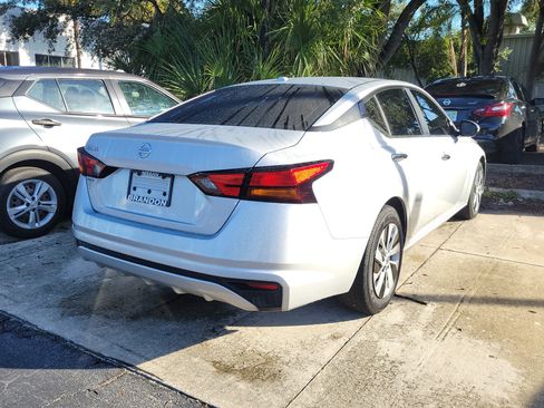 Used 2019 Nissan Altima 2.5 S FWD image 6
