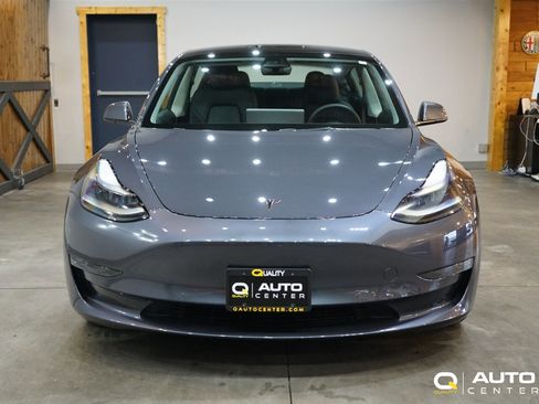 Used 2021 Tesla Model 3 Performance image 2