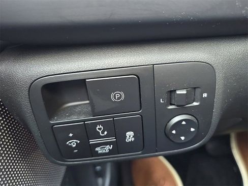 Used 2023 Hyundai Ioniq 6 SEL image 16