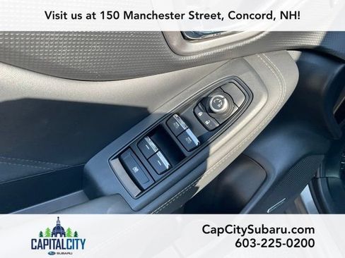Used 2020 Subaru Forester Touring AWD/4WD image 12