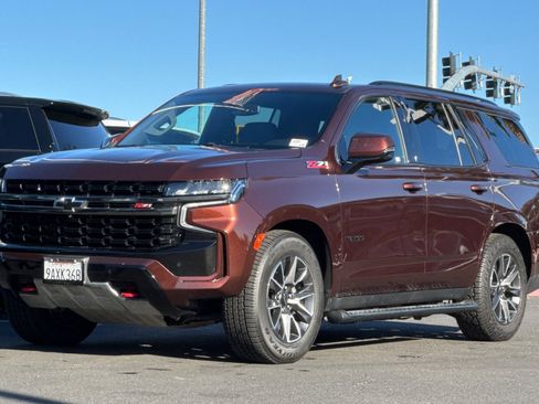 Used 2022 Chevrolet Tahoe Z71 w/ Off-Road Capability Package image 9