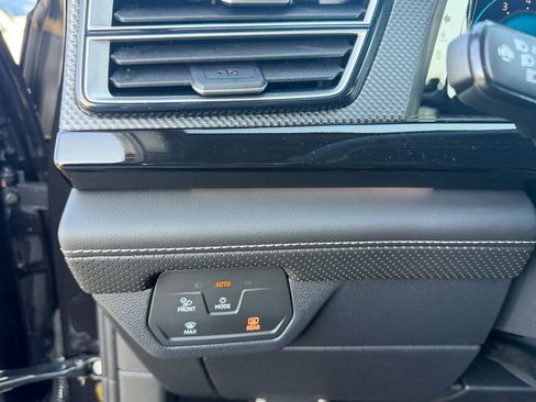 New 2026 Volkswagen Atlas Cross Sport SEL Premium R-Line image 20