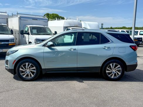 Certified 2022 Chevrolet Equinox Premier AWD/4WD image 4